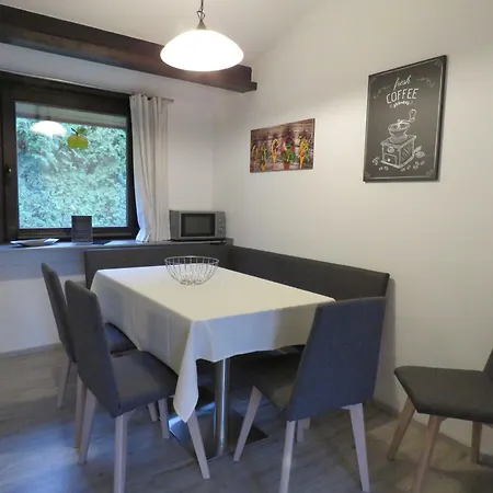 Casa vacanze Robinson Im Altes Land Direkt An Der Elbe